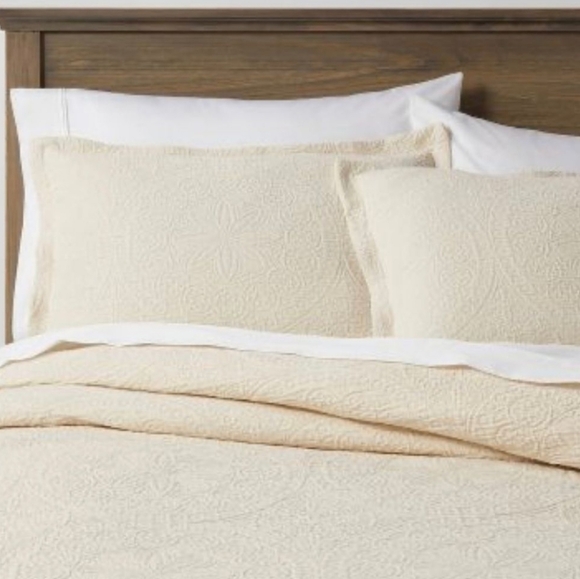 ❗Opalhouse Full/Queen Medallion Stitch Quilt Cream❗